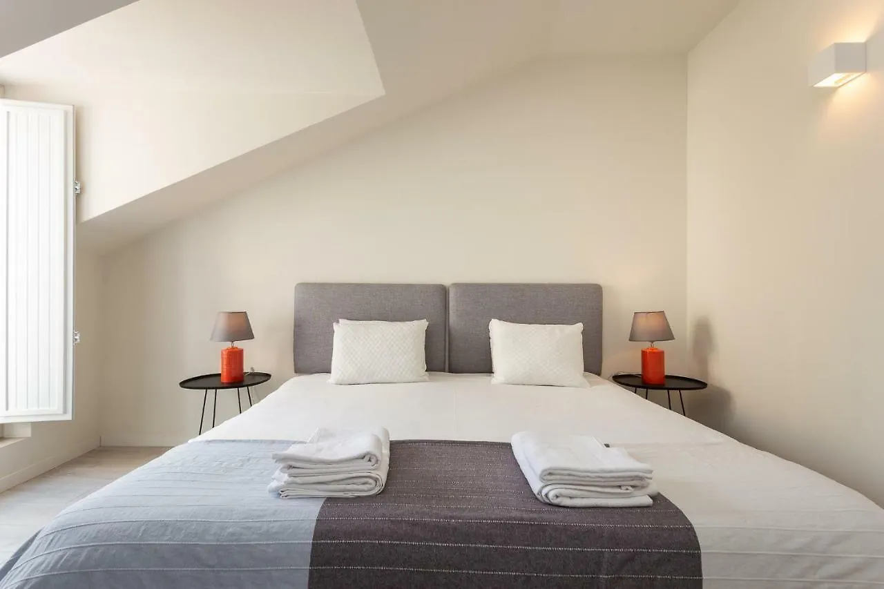Apartment 28 Tram Duplex Lissabon